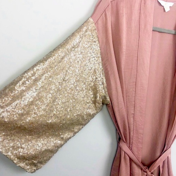 Sequin sleeve cover up or robe - Picture 3 of 5